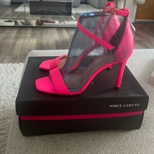 Vince Camuto Heel 7 1/2